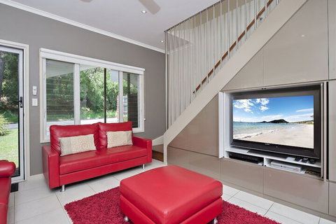 Florida 5 / 5 Lillian Street - Accommodation Mount Tamborine 5