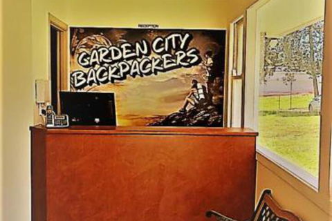 Garden City Backpackers - Accommodation Mount Tamborine 2