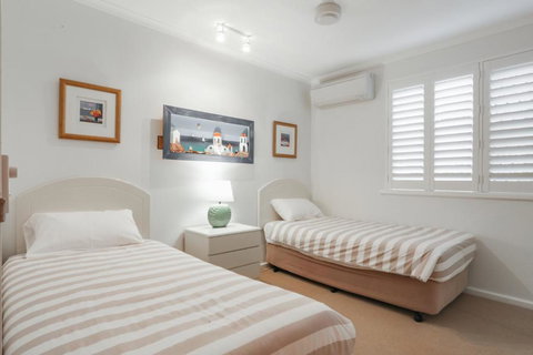 Location Location Location! - Accommodation Mount Tamborine 4