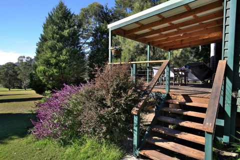 Siver Cabin - Accommodation Mount Tamborine 6