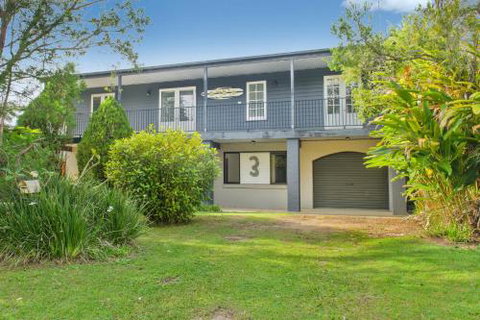 Bonny Beach House Holiday Accommodation With Pool - Accommodation Mount Tamborine 0