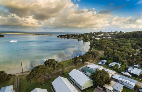 Turner Holiday Park - Accommodation Mount Tamborine 1