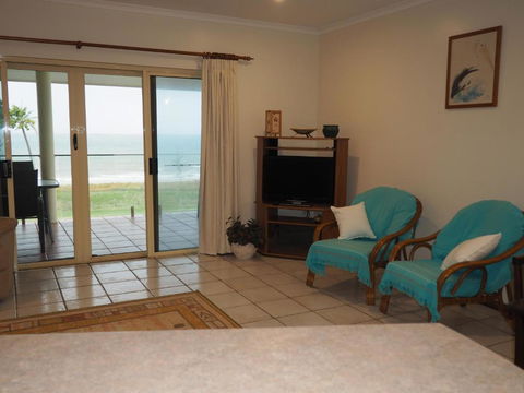 La Riviera - Accommodation Mount Tamborine 2