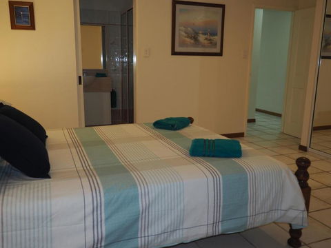 La Riviera - Accommodation Mount Tamborine 1