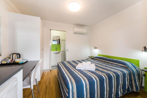 Jolly Swagman Acccommodation Park - Accommodation Mount Tamborine 3