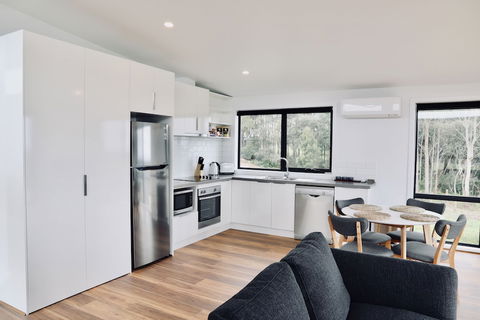 By Moonlight - Accommodation Mount Tamborine 3