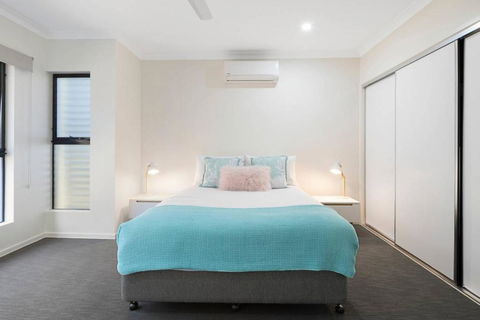 AIRLIE BEACH Delight. Hop Skip Jump To Everything - Accommodation Mount Tamborine 5