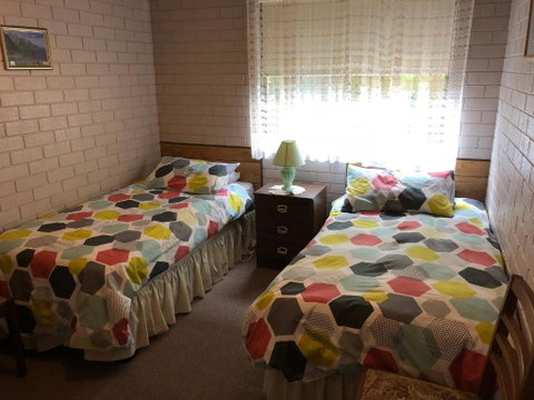 Flat 1 / 15 Dalmeny Drive - Accommodation Mount Tamborine 2