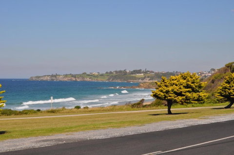 Flat 1 / 15 Dalmeny Drive - Accommodation Mount Tamborine 6