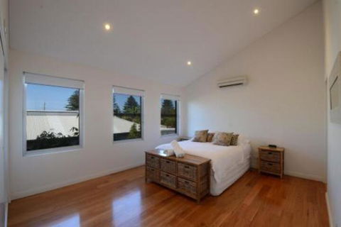 Dream Catcher Beach House Shellharbour - Accommodation Mount Tamborine 4