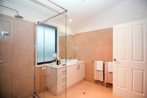 Lake House 61 Mulwala - Accommodation Mount Tamborine 5