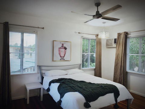 Holiday Rental Huge House With Beach Views - Accommodation Mount Tamborine 6
