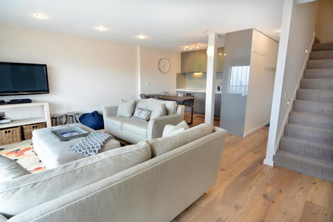 Molonys 14 - Accommodation Mount Tamborine 1