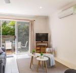 Lovely Modern Villa Amidst Peaceful Surroundings - Accommodation Mount Tamborine