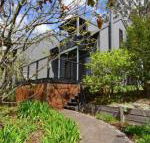 Cloudsong Chalet 2 Close to the village centre - Accommodation Mount Tamborine