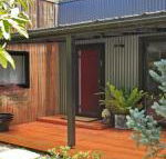 Lovett quirky stylish with a bush backdrop - Accommodation Mount Tamborine