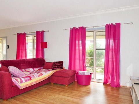 Life Of Riley & Darcey Ideal For Pets - Accommodation Mount Tamborine 5