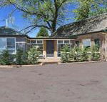 Old Bank Stables 3 night weekends for price of 2 - Accommodation Mount Tamborine