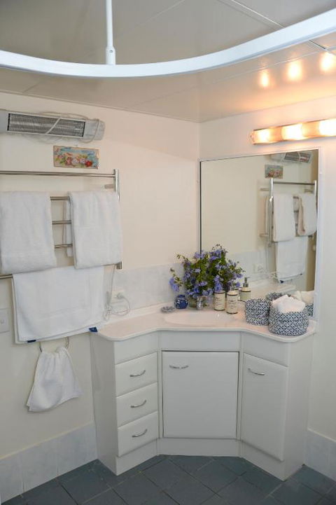 Mossman On The Hill - Accommodation Mount Tamborine 6