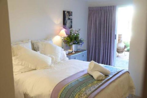 Mossman On The Hill - Accommodation Mount Tamborine 0