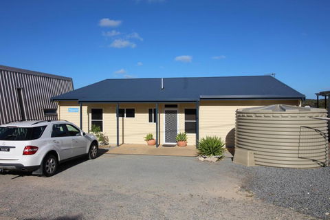 Waterfront On Osprey - Accommodation Mount Tamborine 4