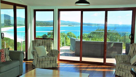 DOLPHIN LOOKOUT COTTAGE Amazing Views Of The Bay Of Fires - Accommodation Mount Tamborine 3