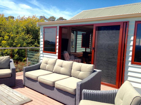 DOLPHIN LOOKOUT COTTAGE Amazing Views Of The Bay Of Fires - Accommodation Mount Tamborine 4