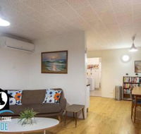 Retro Groovy Pad Pt Elliot - Accommodation Mount Tamborine