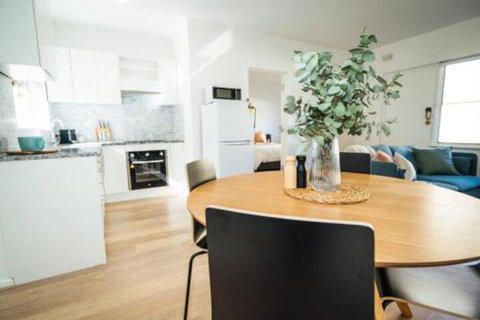 Sahara On Anzac Close To Airport City & Beach! - Accommodation Mount Tamborine 3