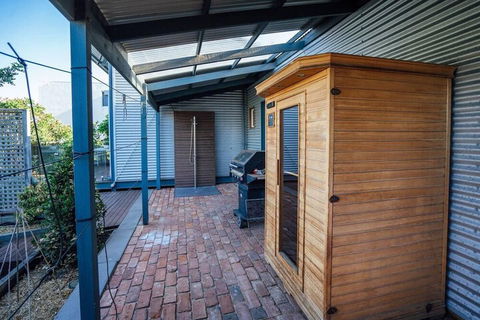 Santorini On Seaview Beachside Living Sauna Wifi - Accommodation Mount Tamborine 6