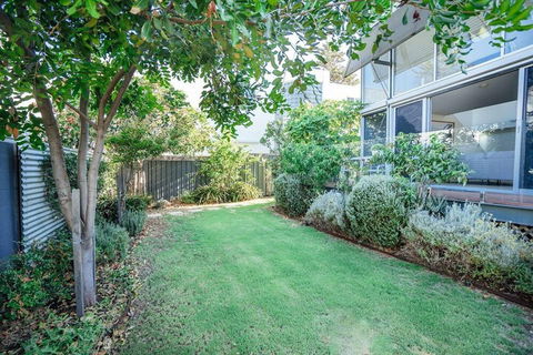 Santorini On Seaview Beachside Living Sauna Wifi - Accommodation Mount Tamborine 7