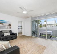 WAVES on MAIN 4 / 1 MAIN STREET - Accommodation Mount Tamborine