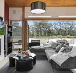 Casa sul lago quite simply a very special place - Accommodation Mount Tamborine