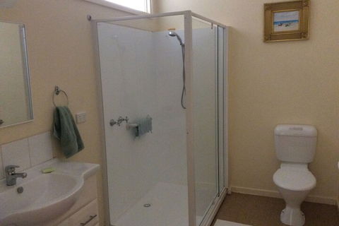 Dunolly Broadway B&B - Accommodation Mount Tamborine 6