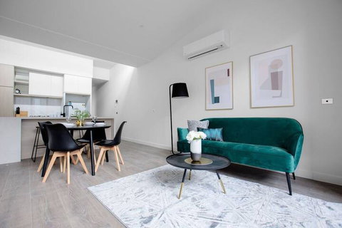 Taste Of Art! Stunning Townhouse Stayatmoonee Ponds - Accommodation Mount Tamborine 1