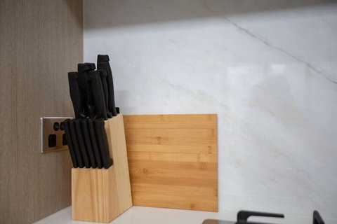 Taste Of Art! Stunning Townhouse Stayatmoonee Ponds - Accommodation Mount Tamborine 2