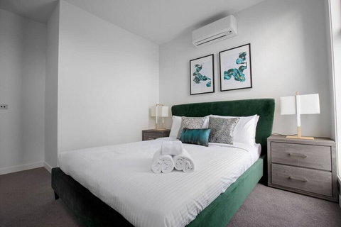 Taste Of Art! Stunning Townhouse Stayatmoonee Ponds - Accommodation Mount Tamborine 4