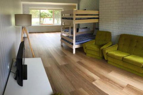 HIP NAUTIC 100 Metres To Beach - Accommodation Mount Tamborine 5