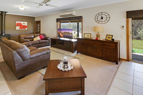 Mt Taylor Country Retreat 15 Minutes To Bairnsdale - Accommodation Mount Tamborine 4
