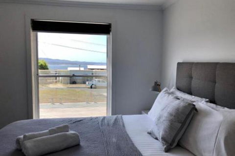 BINALONG BRAE At Bay Of Fires Two Bedroom Both With Ensuites - Accommodation Mount Tamborine 5