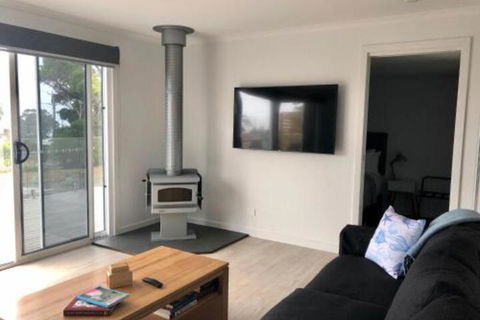 BINALONG BRAE At Bay Of Fires Two Bedroom Both With Ensuites - Accommodation Mount Tamborine 3