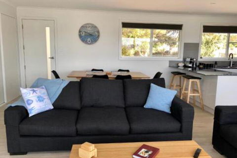 BINALONG BRAE At Bay Of Fires Two Bedroom Both With Ensuites - Accommodation Mount Tamborine 6