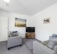 Maliblue 5 / 1 Main Street Crescent Head - Accommodation Mount Tamborine
