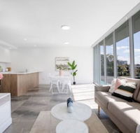 Wow Southport Apartment Near Light Rail Station - Accommodation Mount Tamborine