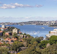 2 Bdrm North Sydney with harbour views - Accommodation Mount Tamborine