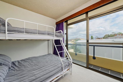 The Crest 6 33 Pacific Drive - Accommodation Mount Tamborine 4