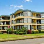 The Crest 6 33 Pacific Drive - Accommodation Mount Tamborine 1