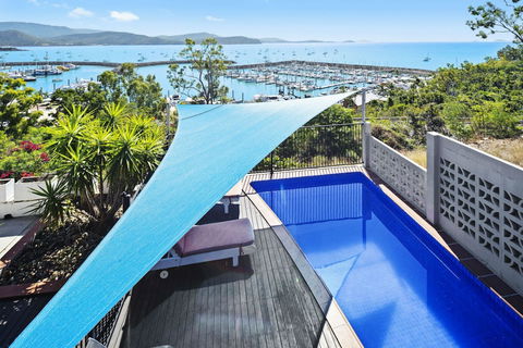A Point Of View Airlie Beach - Accommodation Mount Tamborine 0