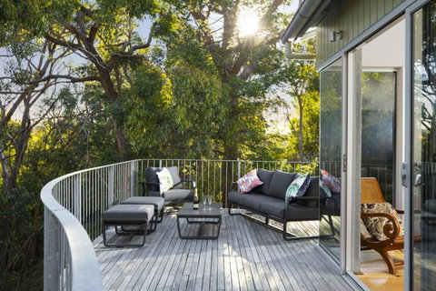 The Bird House - Accommodation Mount Tamborine 3