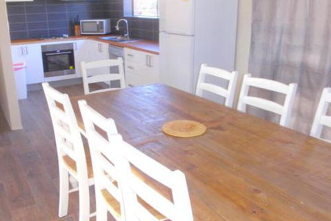 Andorra 2 - Accommodation Mount Tamborine 6